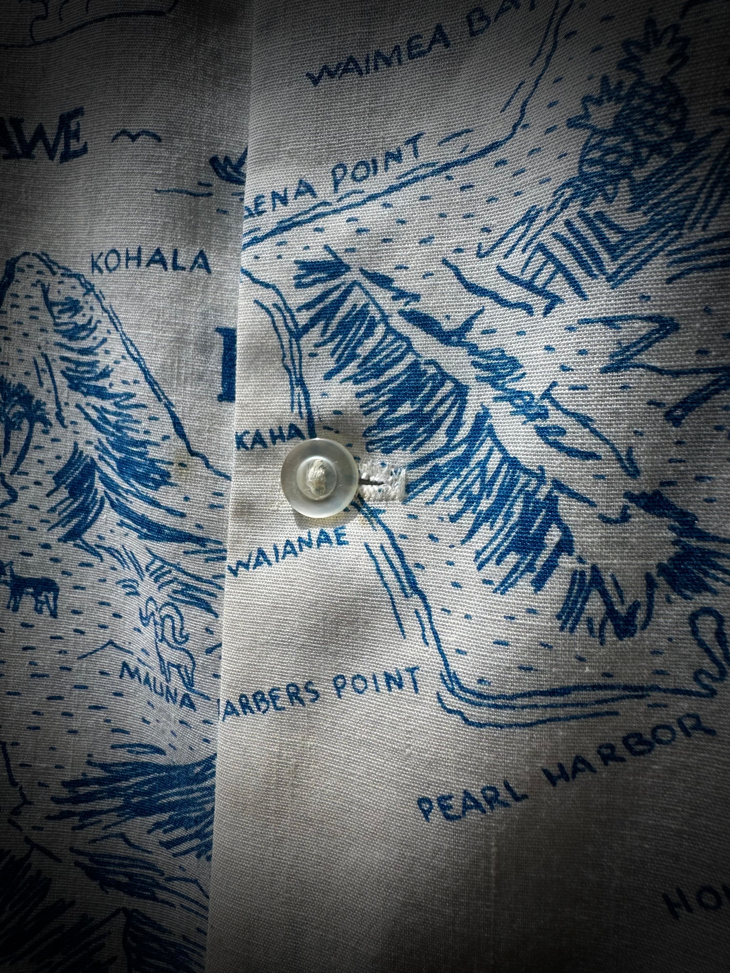 Men's M white Aloha Shirt with Blue print of the Hawaii islands